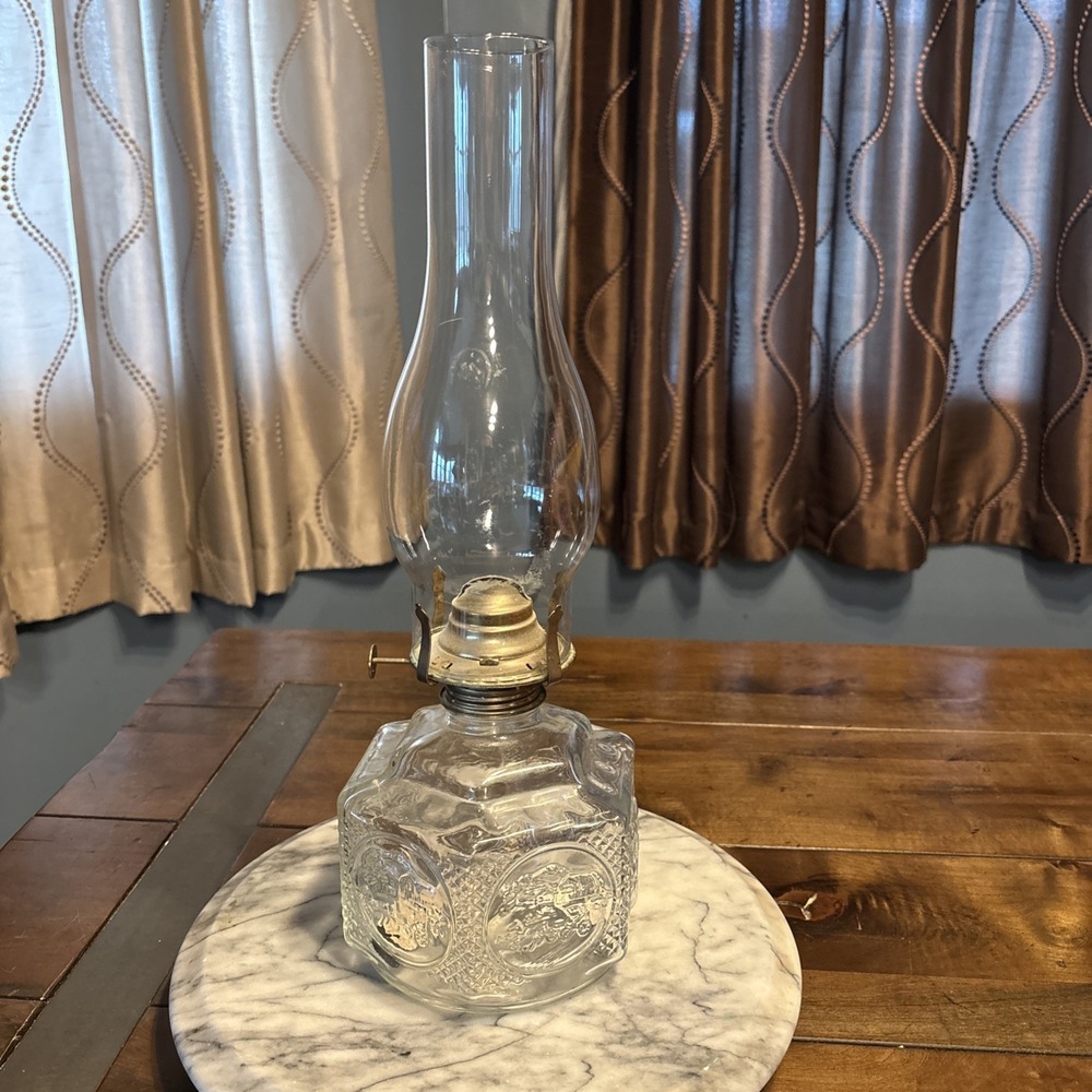 VTG Lamplight Farms Hexagon Oil Lantern Lamp Horse Carriage Country Prairie Barn